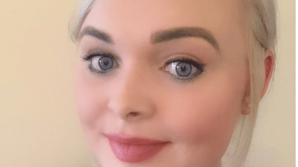 An image of a law student at Edge Hill